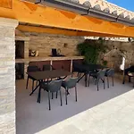 Kralj Ana 公寓