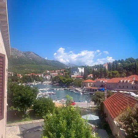 Kralj Ana Цавтат