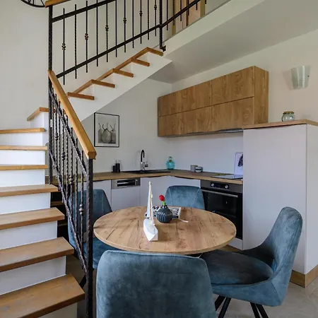 Kralj Ana شقة تْسافتات